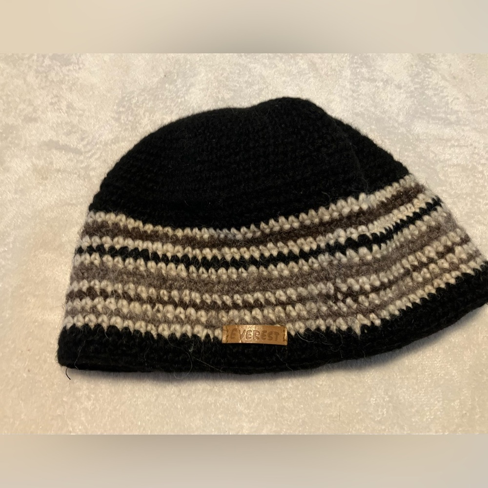 Everest Black and Brown Striped Wool Beanie